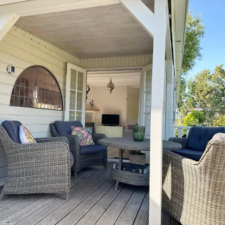 Chalet 513 Op Recreatiepark De Wielen