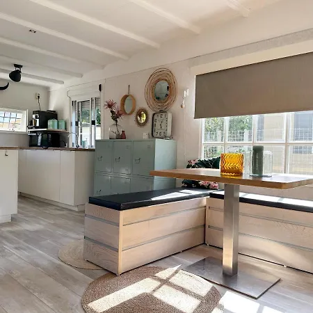 Alpesi faház 513 Op Recreatiepark De Wielen