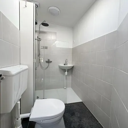 513 Op Recreatiepark De Wielen Sint Maarten